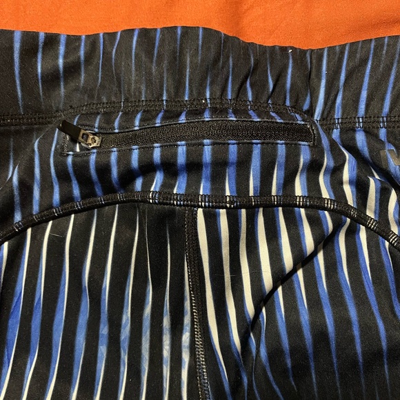 Ivy Park Kaleidoscope Capri Leggings - Picture 3 of 5